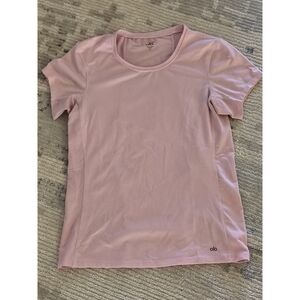 Alo Yoga Coolfit Mesh Athletic T-Shirt Pink Women’s Size S Short Sleeve